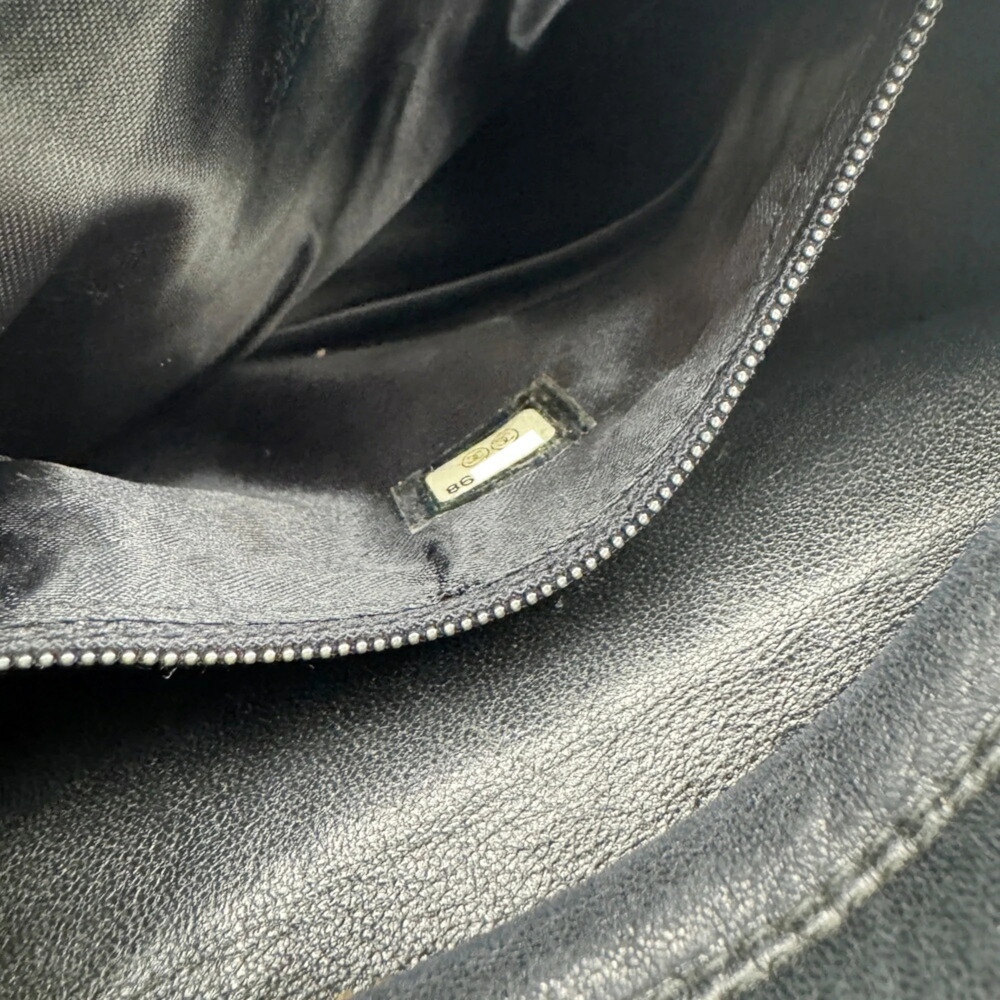 CHANEL Black Lambskin Leather Shoulder Bag - Picture 16 of 16